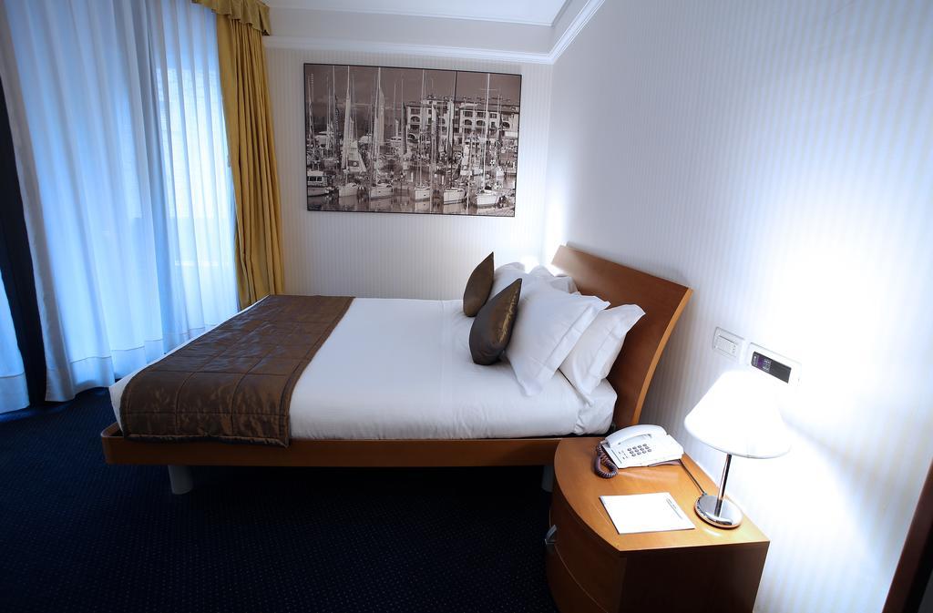 Hotel San Rocco Múggia Exteriör bild