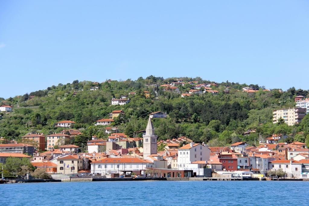 Hotel San Rocco Múggia Exteriör bild